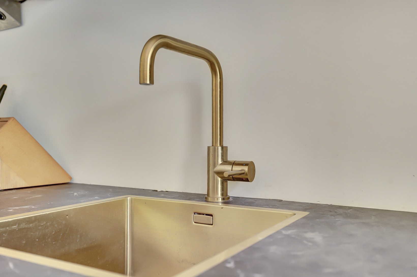 Tussenwoning te koop: Joubertstraat 197, Gouda