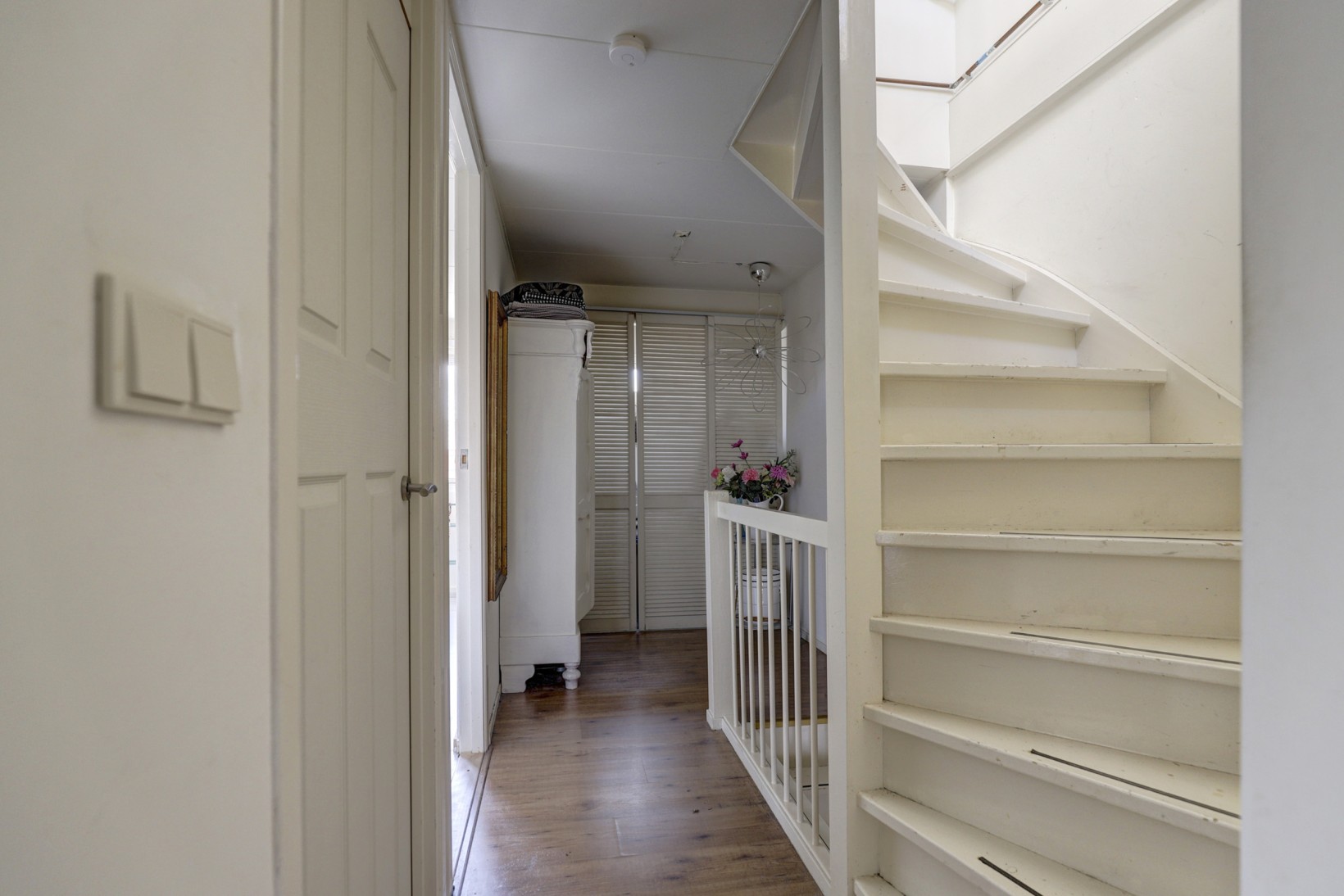 Tussenwoning te koop: Tweede kade 52, Gouda