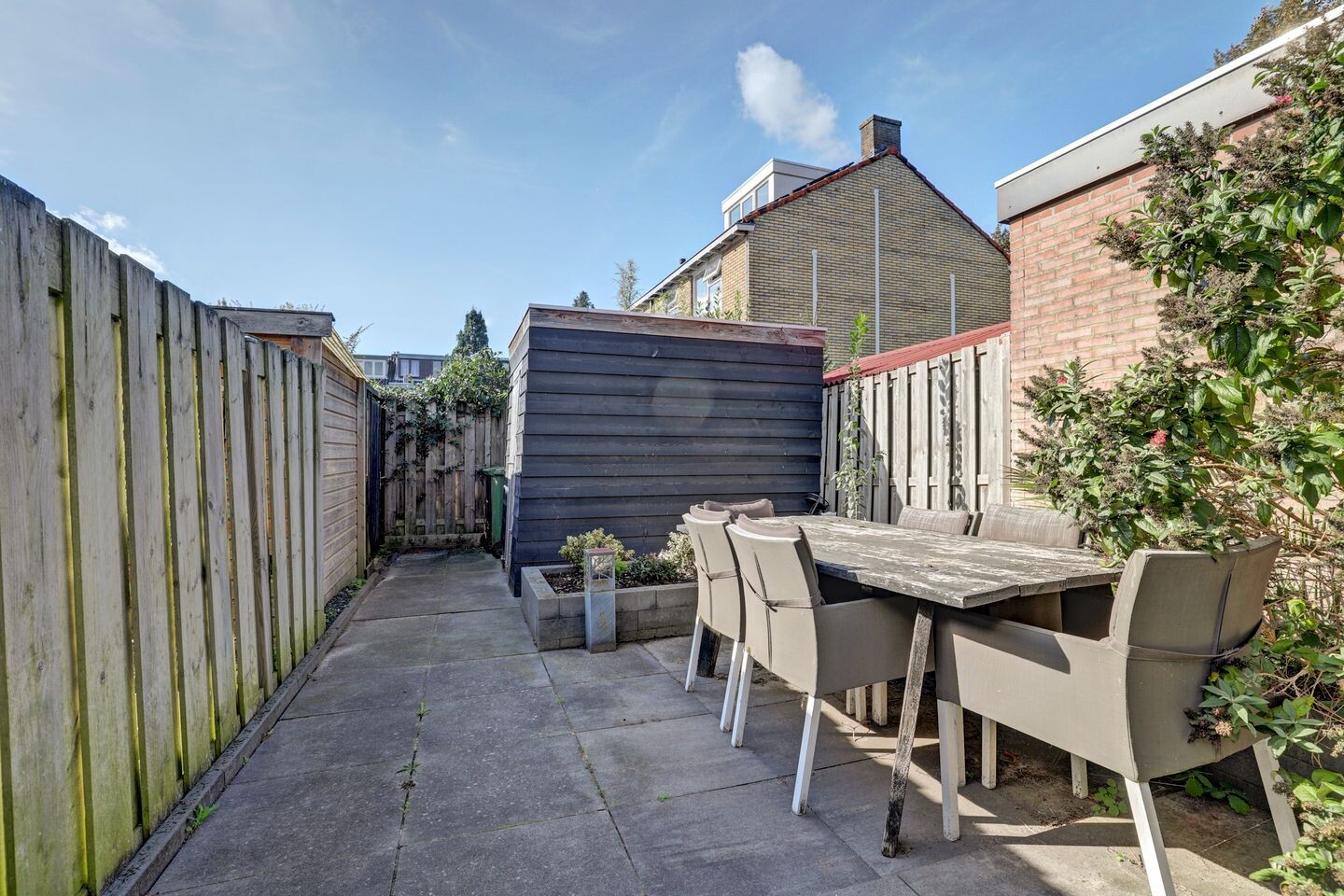 Tussenwoning te koop: Derde kade 127, Gouda