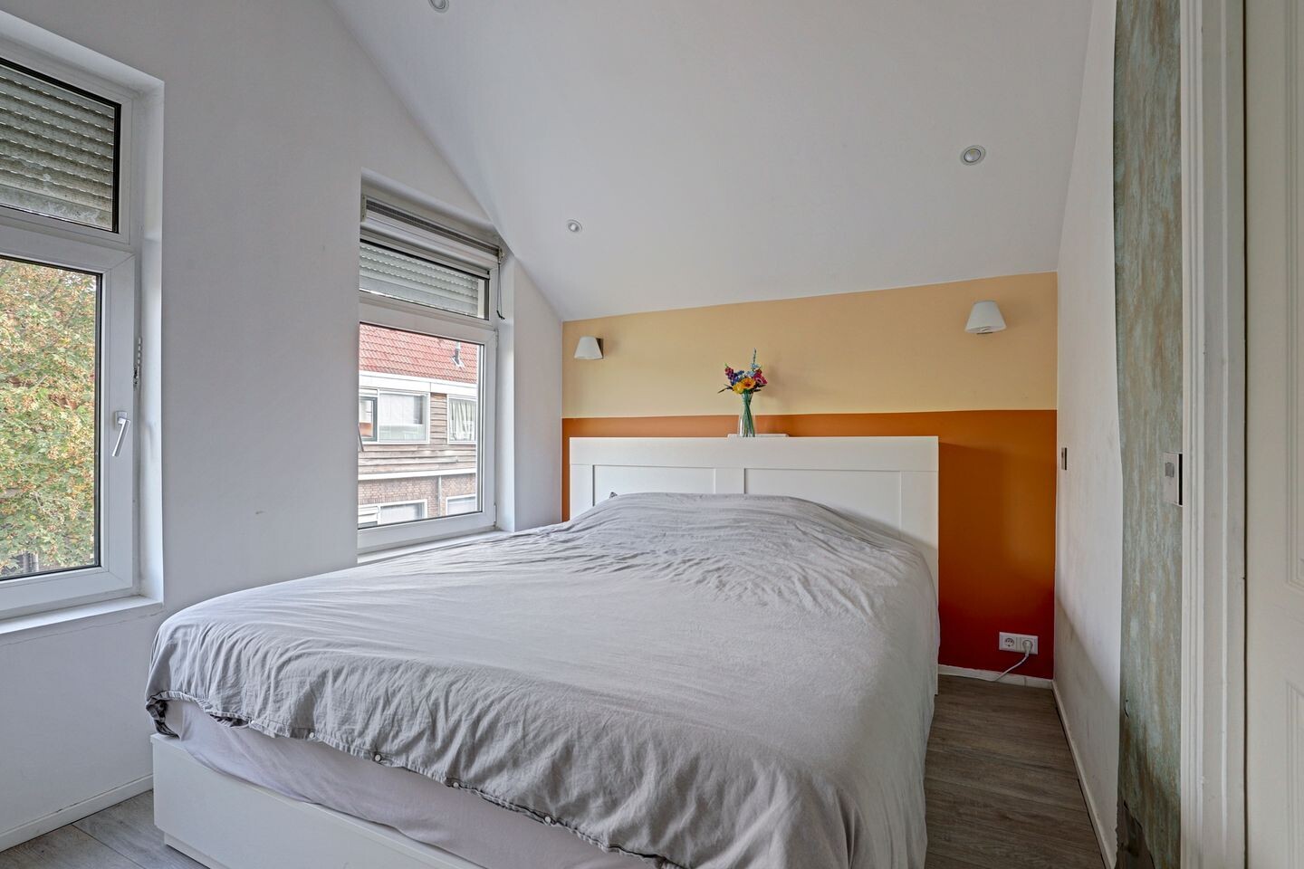 Tussenwoning te koop: Derde kade 127, Gouda