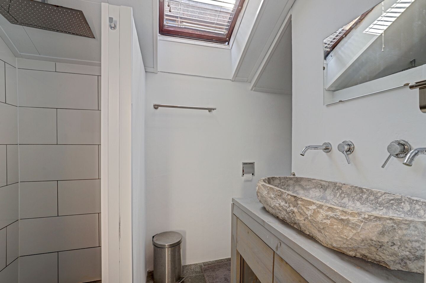 Tussenwoning te koop: Derde kade 127, Gouda