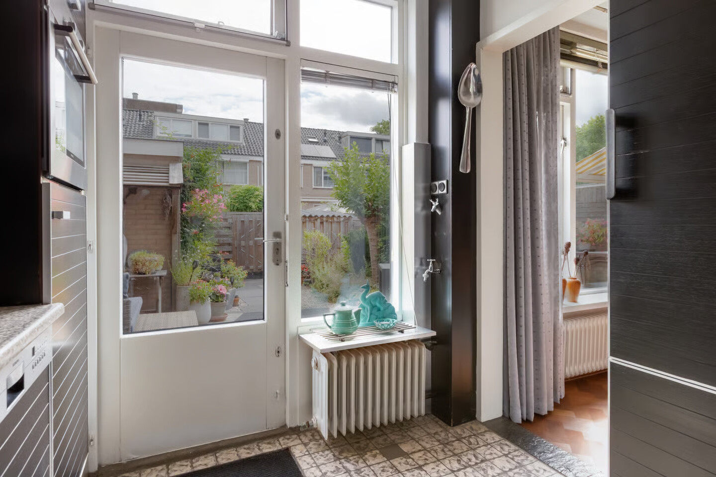 Tussenwoning te koop: Han Hollanderweg 23, Gouda