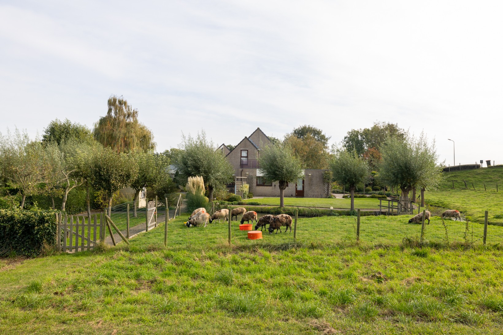 Vrijstaande woning te koop: Goejanverwelledijk 89, Gouda