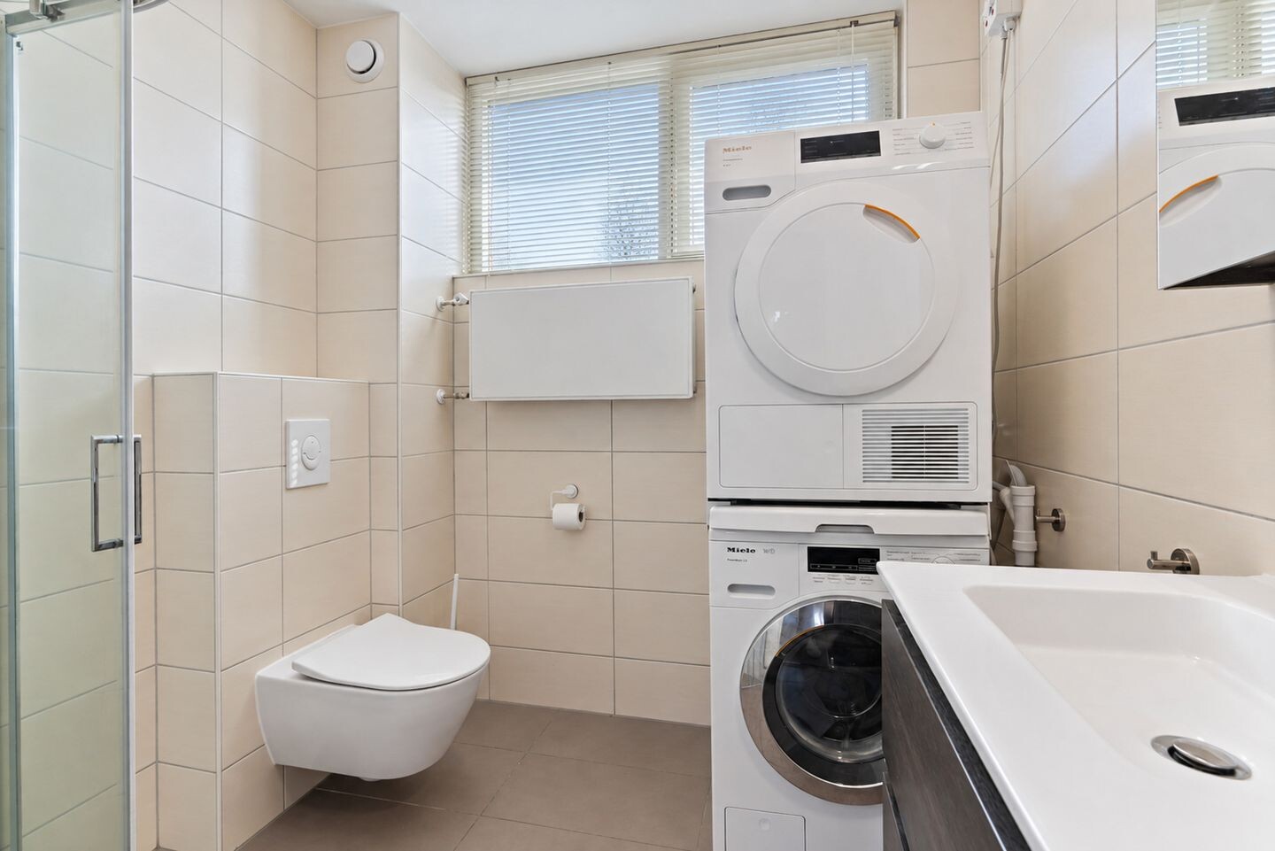Hoekwoning te koop: Scharroosingel 8, Gouda