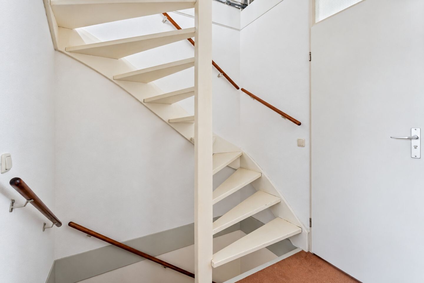 Hoekwoning te koop: Scharroosingel 8, Gouda