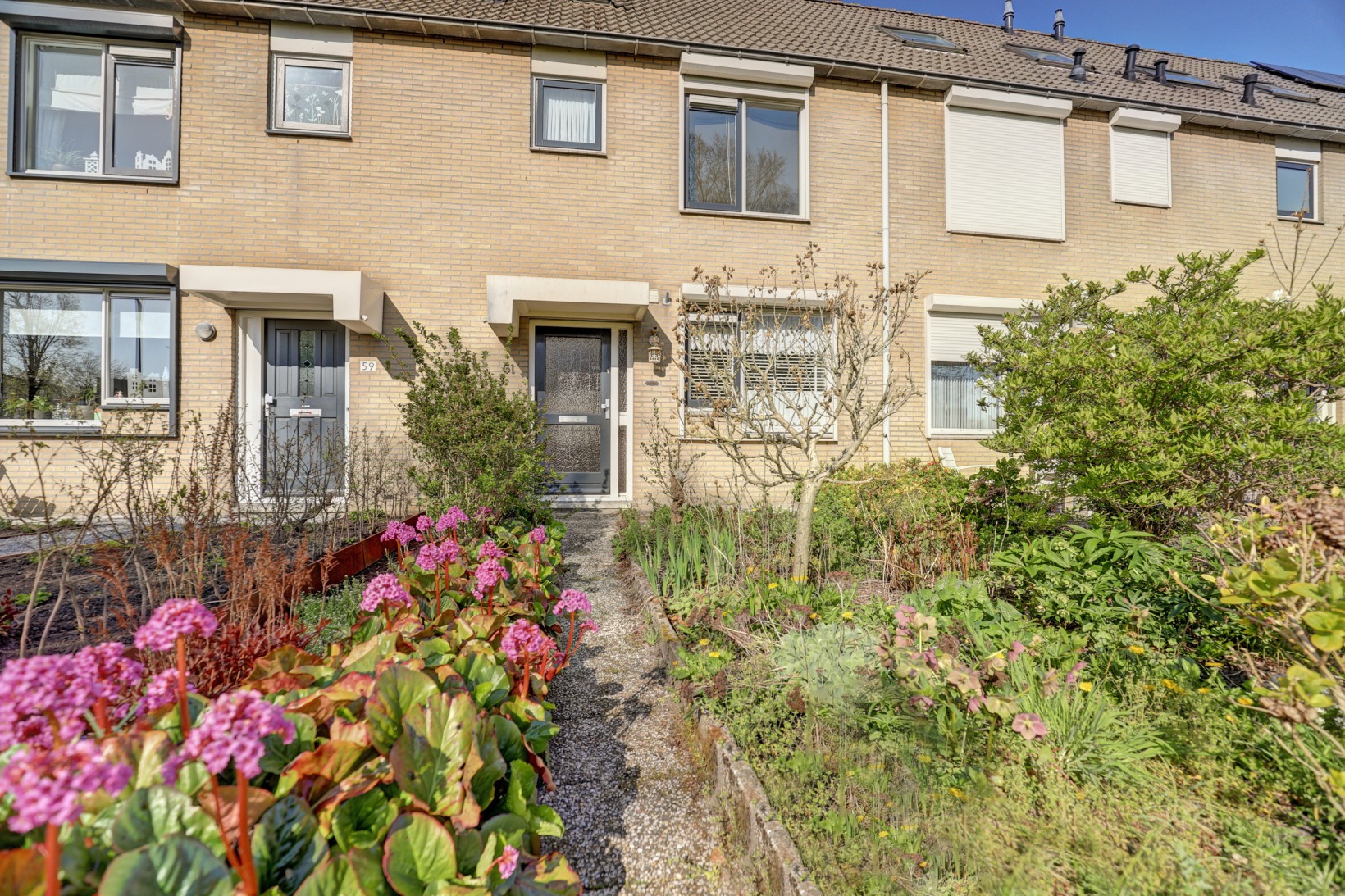 Tussenwoning te koop: Oostmolenpad 61, Gouda