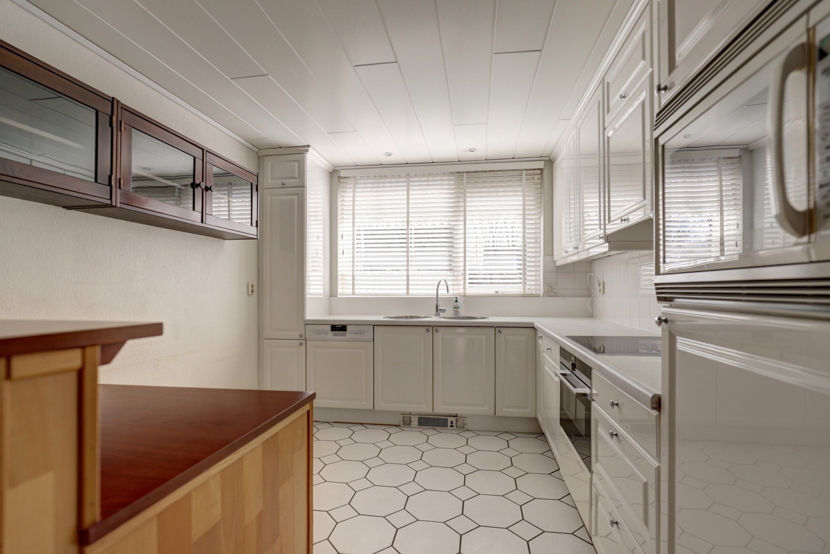 Tussenwoning te koop: Oostmolenpad 61, Gouda