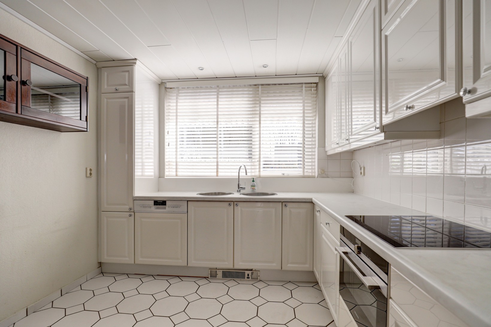 Tussenwoning te koop: Oostmolenpad 61, Gouda