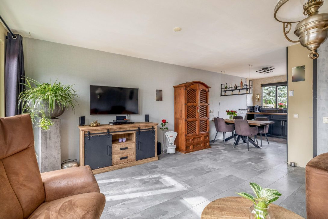 Tussenwoning te koop: Pelmolenerf 16, Gouda
