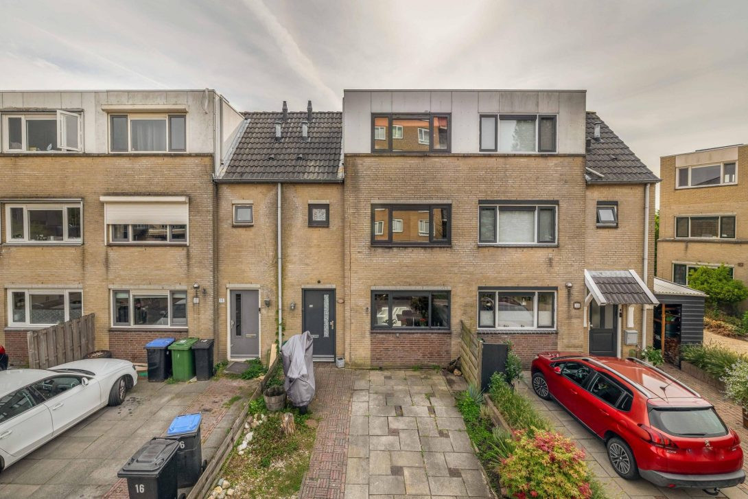 Tussenwoning te koop: Pelmolenerf 16, Gouda