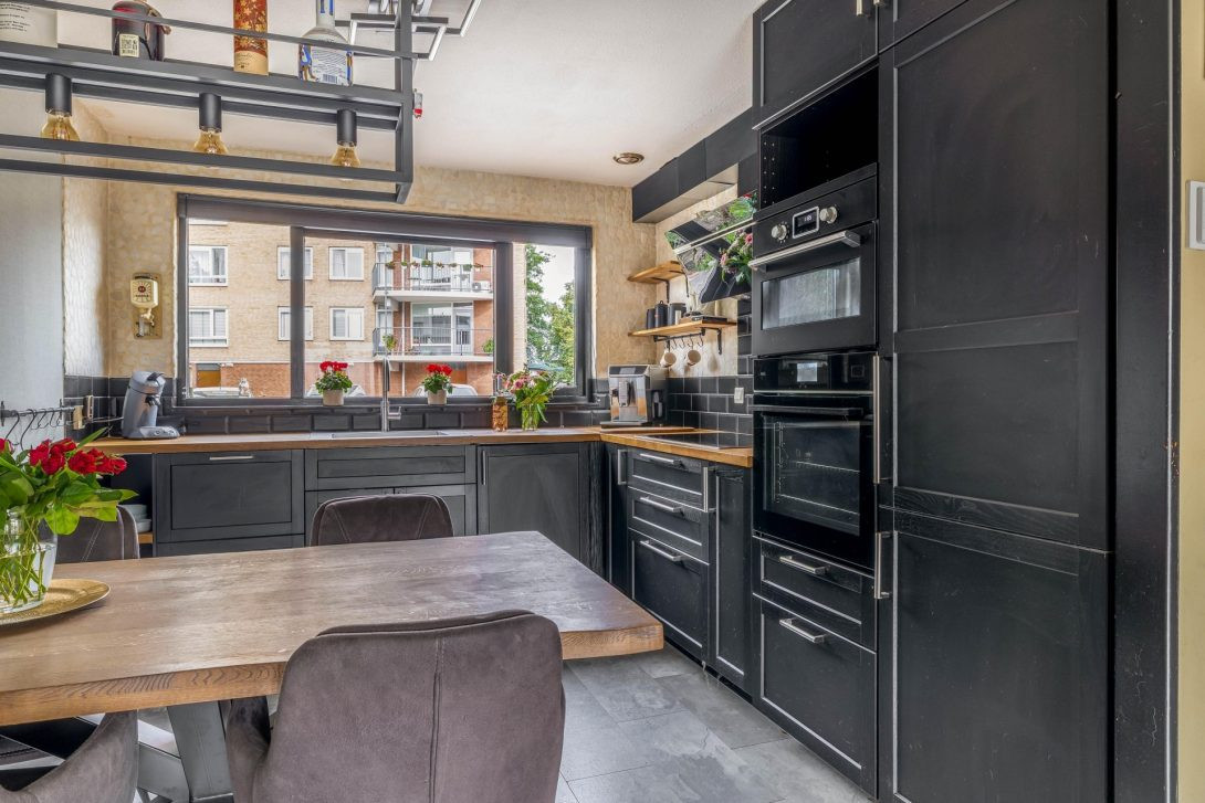 Tussenwoning te koop: Pelmolenerf 16, Gouda