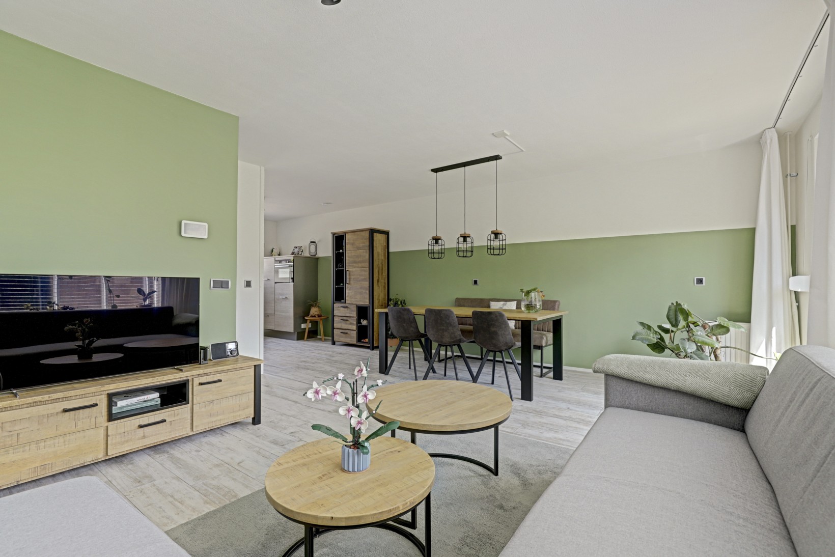 Tussenwoning te koop: Moleneind 25, Gouda