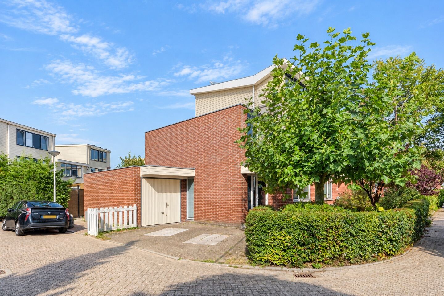 Hoekwoning te koop: Schubertplein 8, Gouda