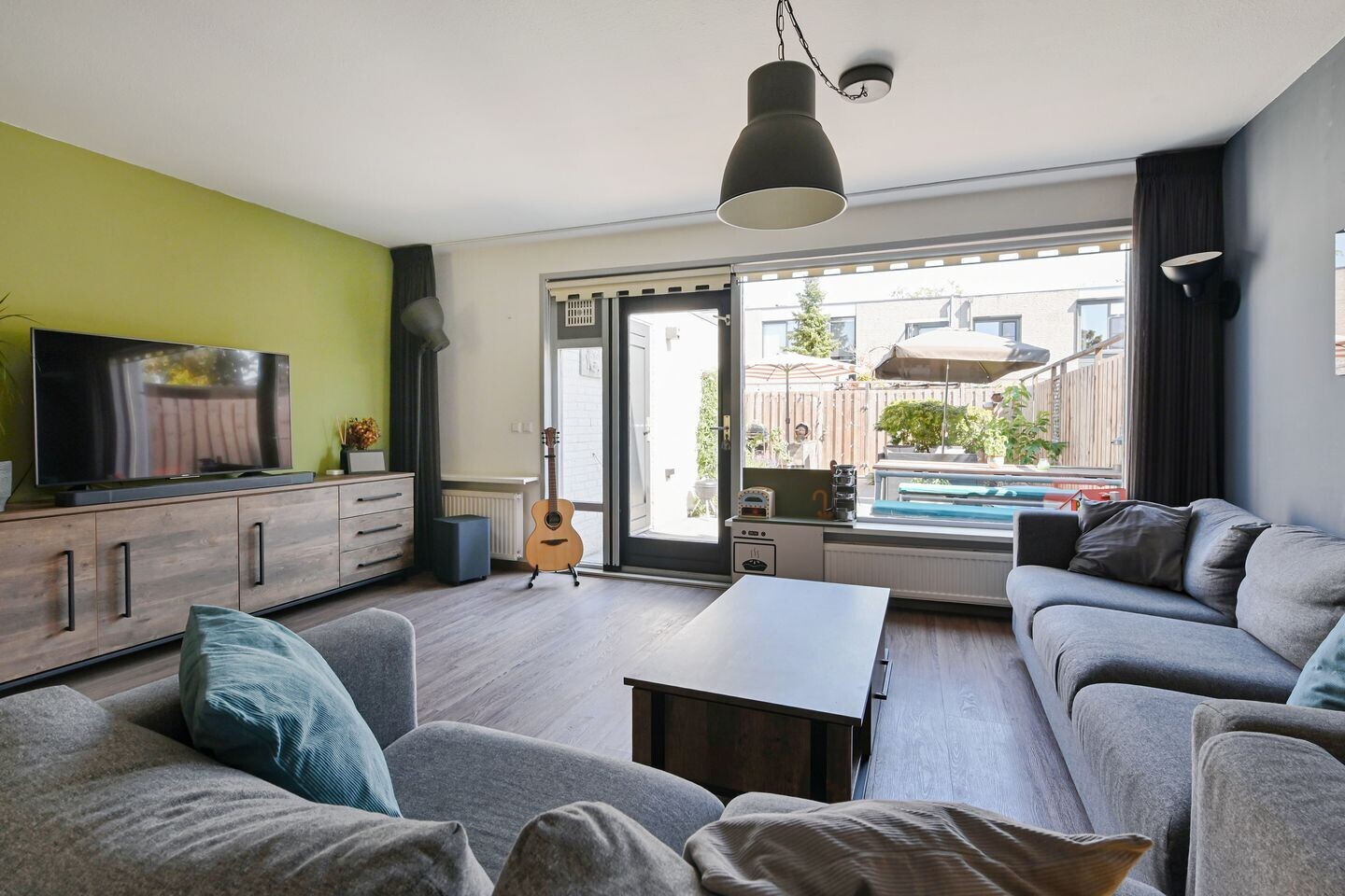 Tussenwoning te koop: Wilhelmina van Pruisenlaan 154, Gouda