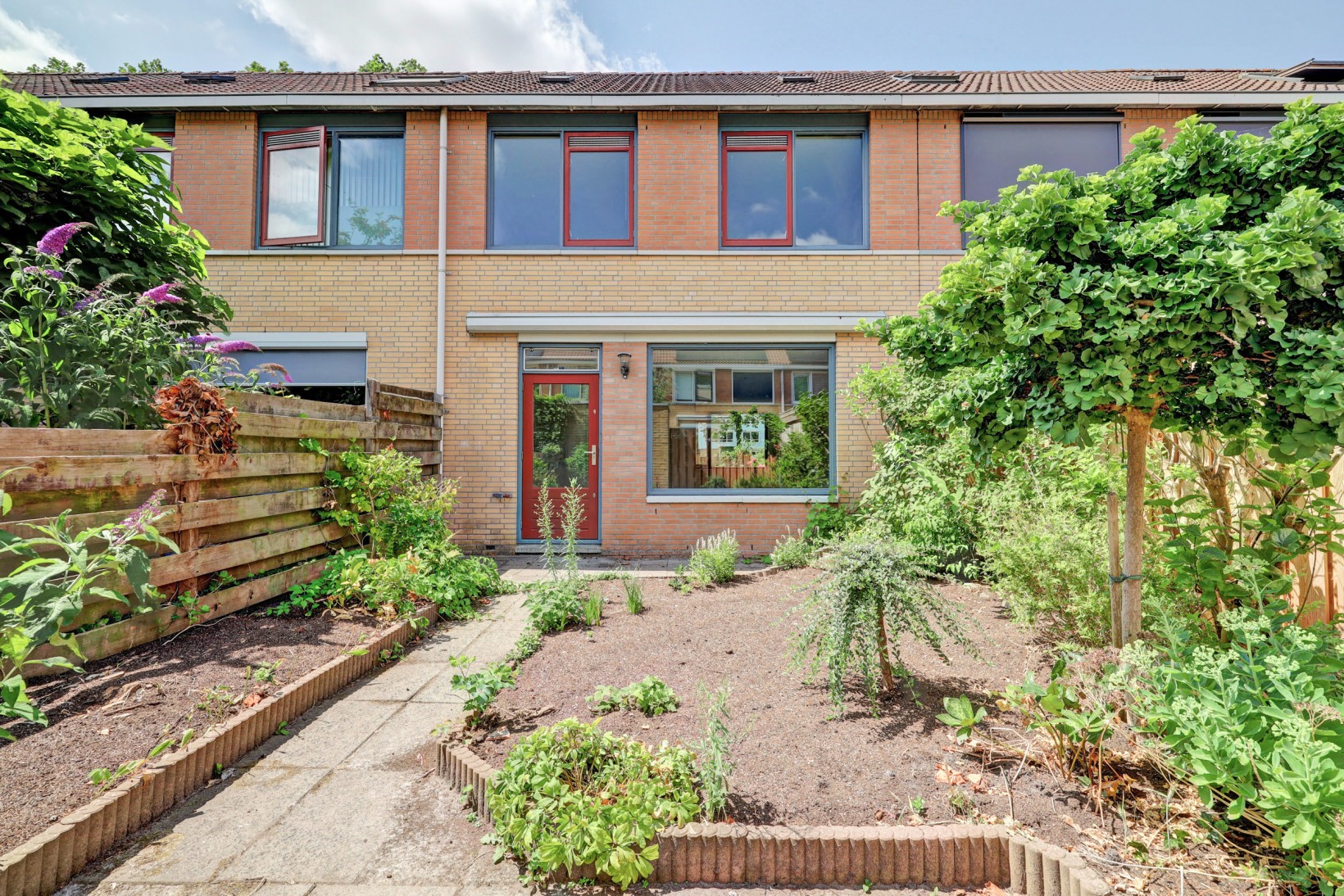 Tussenwoning te koop: Oranjepoldererf 58, Gouda