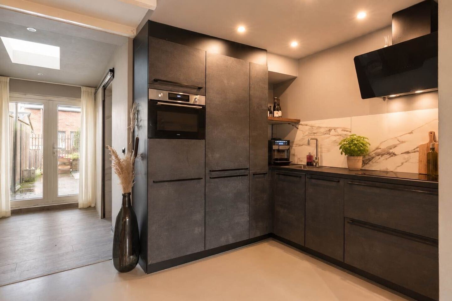 Tussenwoning te koop: Goudseweg 27, Gouda