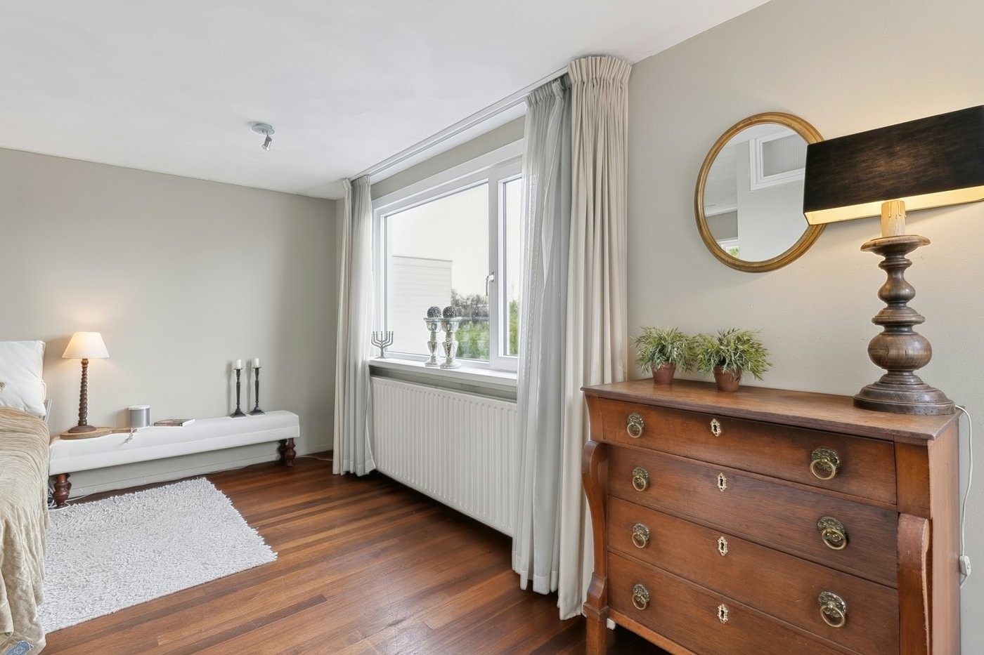 Tussenwoning te koop: Roland Holstlaan 31, Reeuwijk