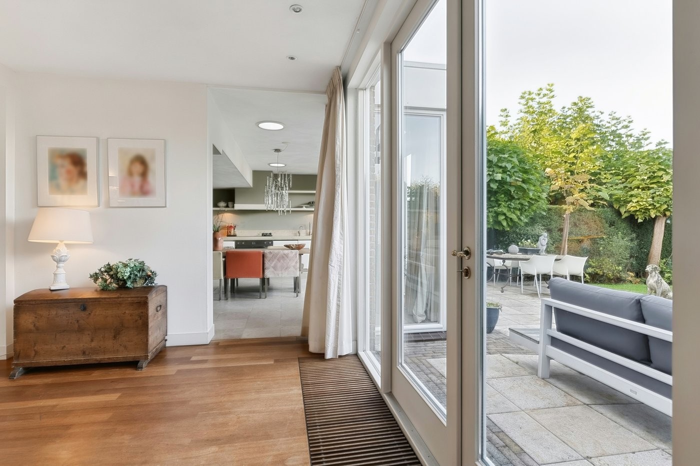 Tussenwoning te koop: Roland Holstlaan 31, Reeuwijk