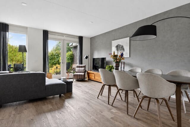 Tussenwoning te koop: Doggersbanklaan 6, Reeuwijk
