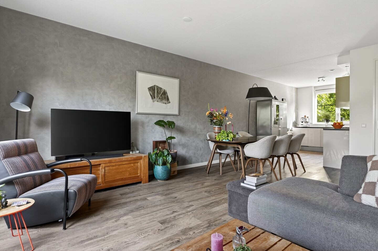Tussenwoning te koop: Doggersbanklaan 6, Reeuwijk