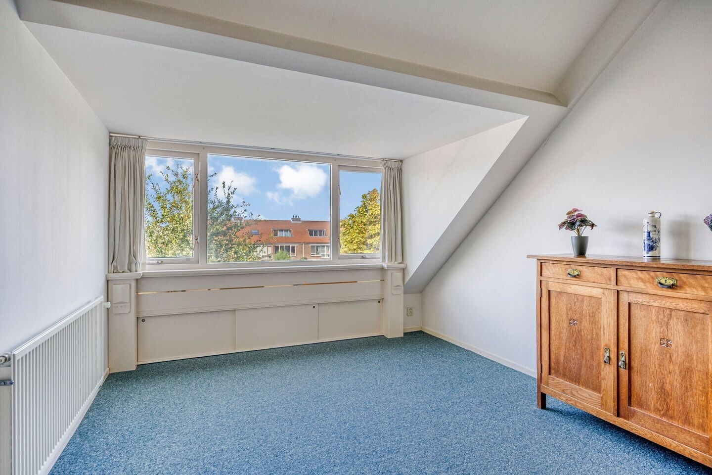 Tussenwoning te koop: Bitterzoet 8, Reeuwijk