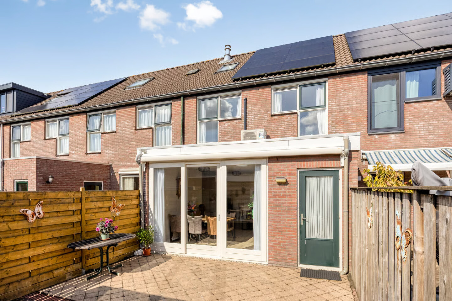 Tussenwoning te koop: Bitterzoet 8, Reeuwijk