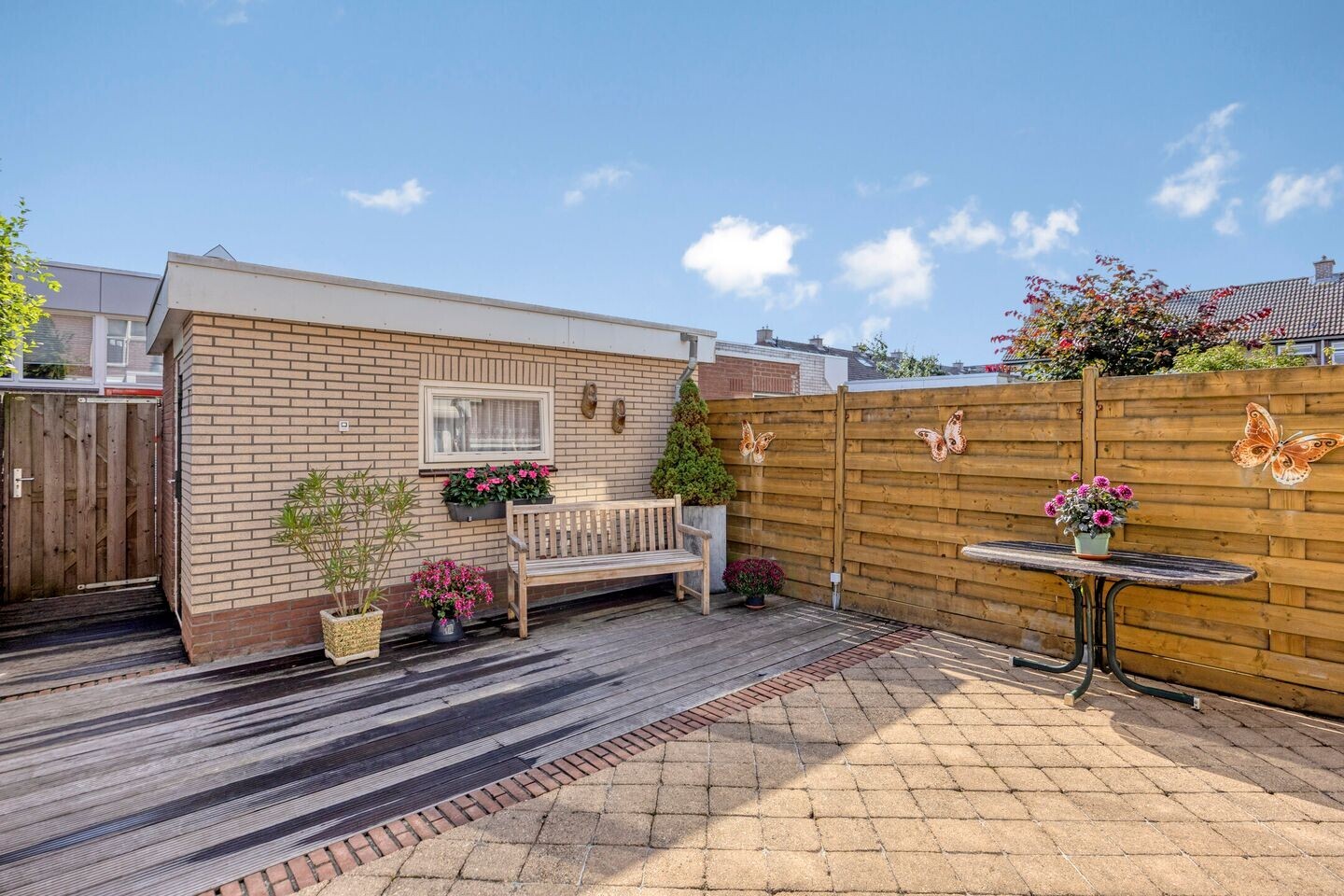 Tussenwoning te koop: Bitterzoet 8, Reeuwijk