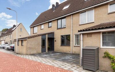 Bernadottestraat 21