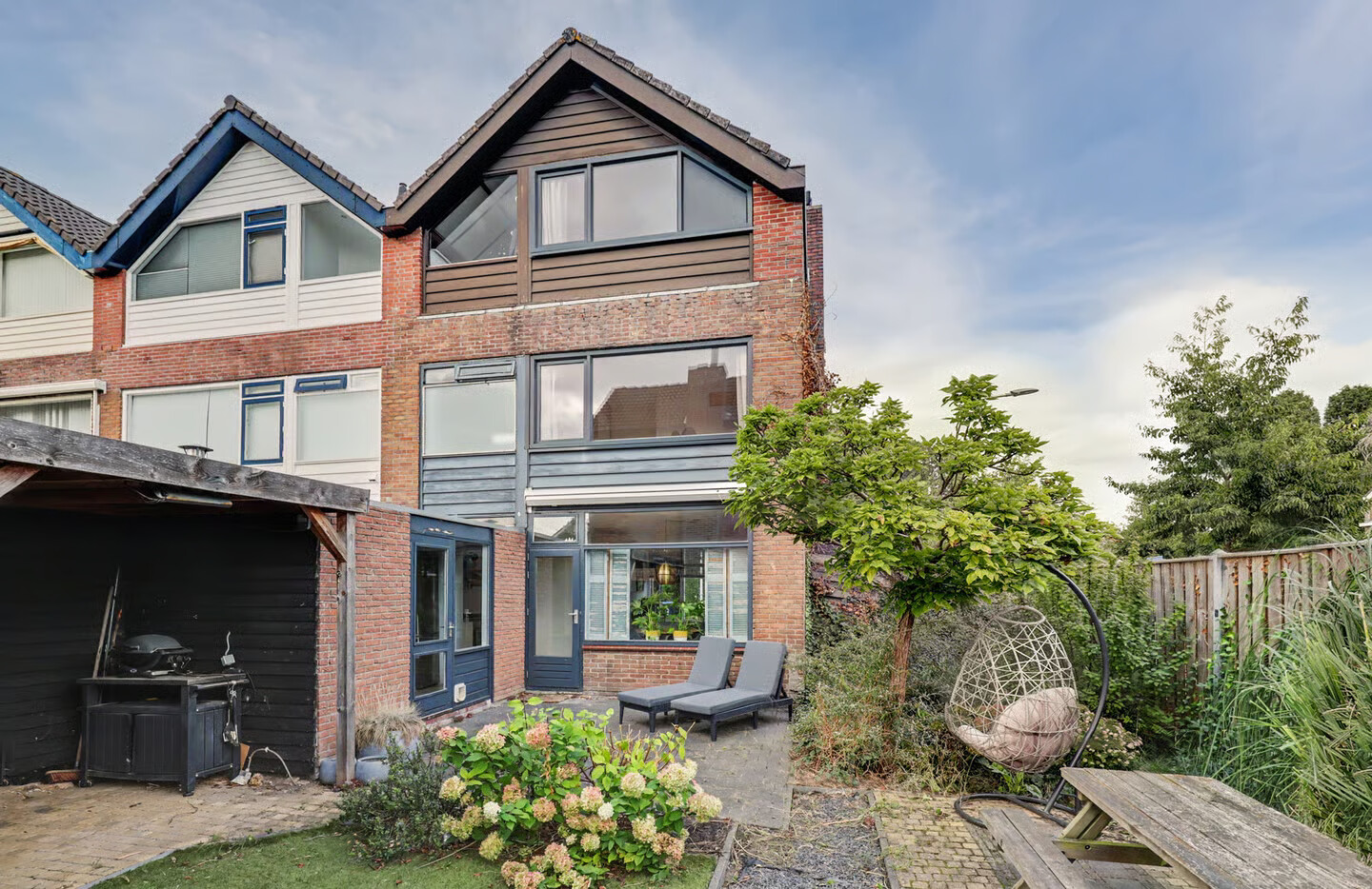 Hoekwoning te koop: Boerhaavestraat 1, Reeuwijk