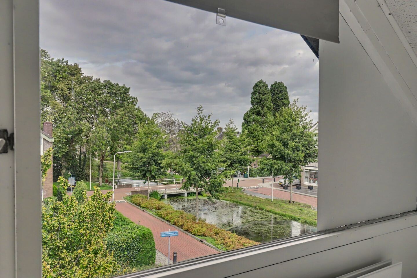 Hoekwoning te koop: Boerhaavestraat 1, Reeuwijk