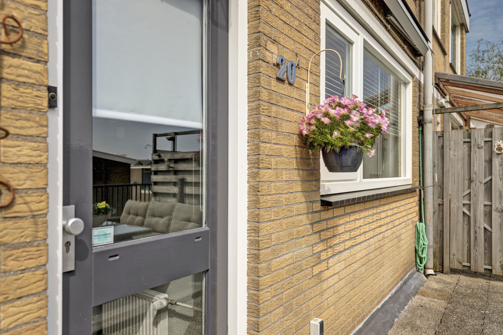 Appartement te koop: Van Staverenstraat 20A, Reeuwijk