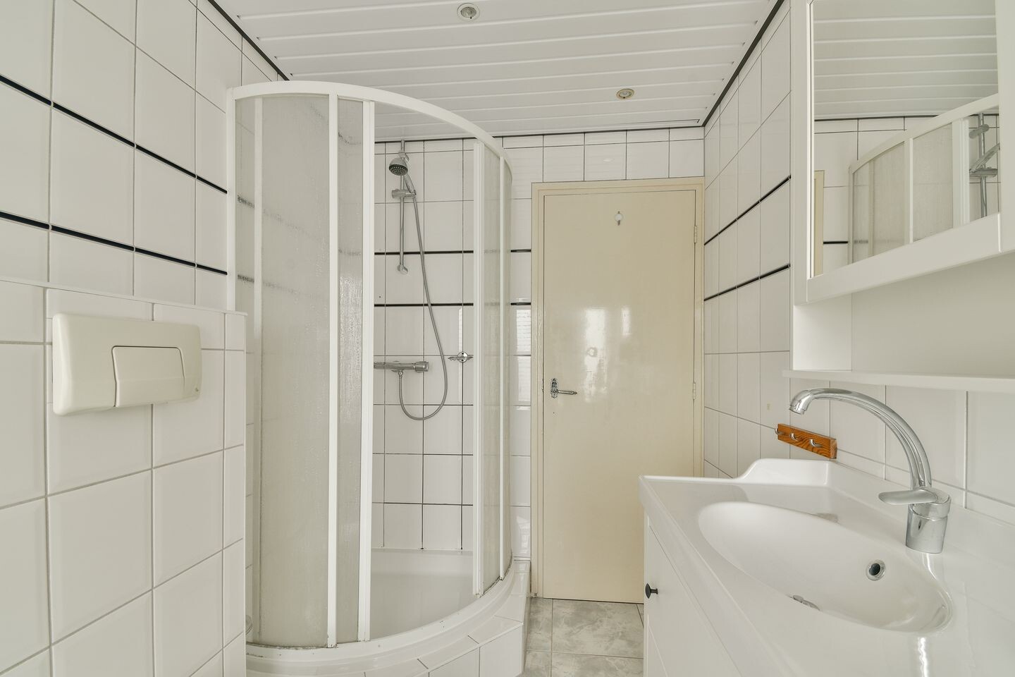 Tussenwoning te koop: Groen van Prinstererlaan 13, Reeuwijk