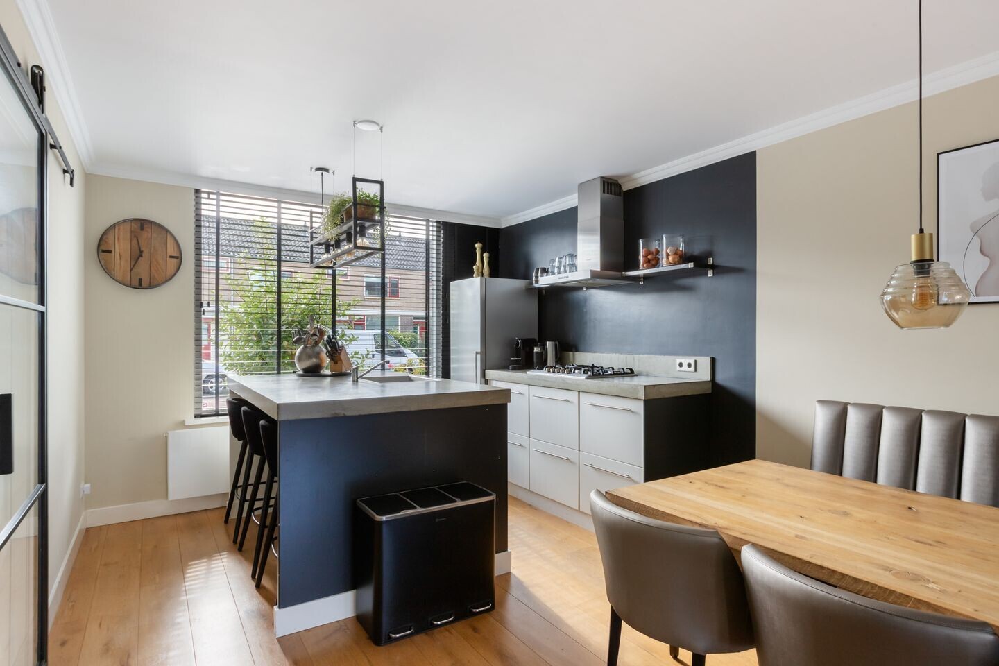 Tussenwoning te koop: Dorus Rijkersstraat 41, Reeuwijk