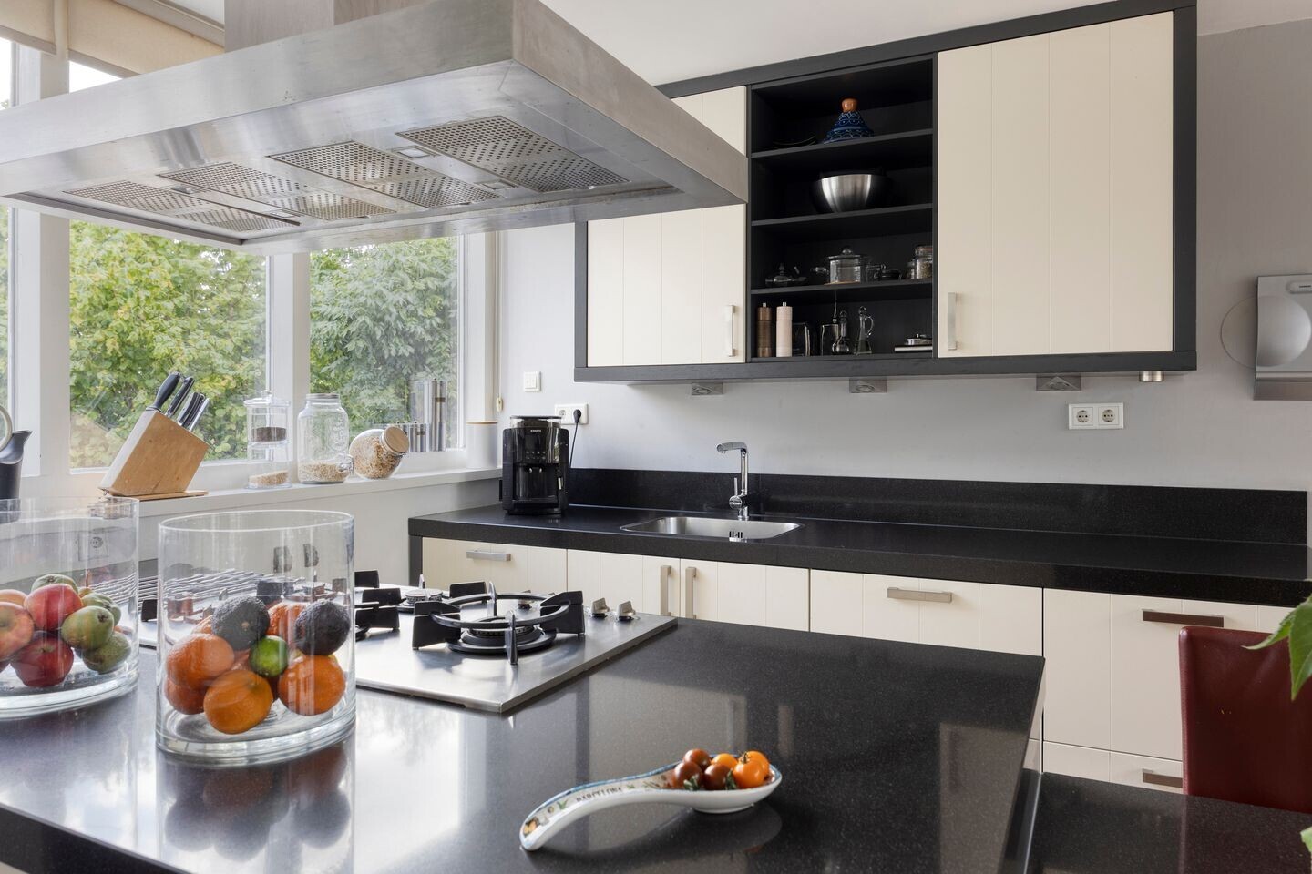 Vrijstaande woning te koop: Benedenheulseweg 6, Stolwijk