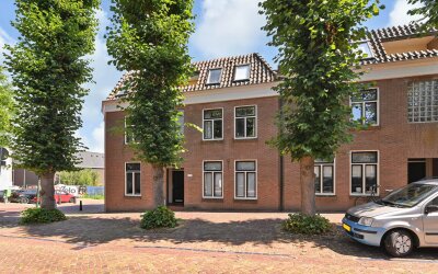 Raadhuisstraat 27