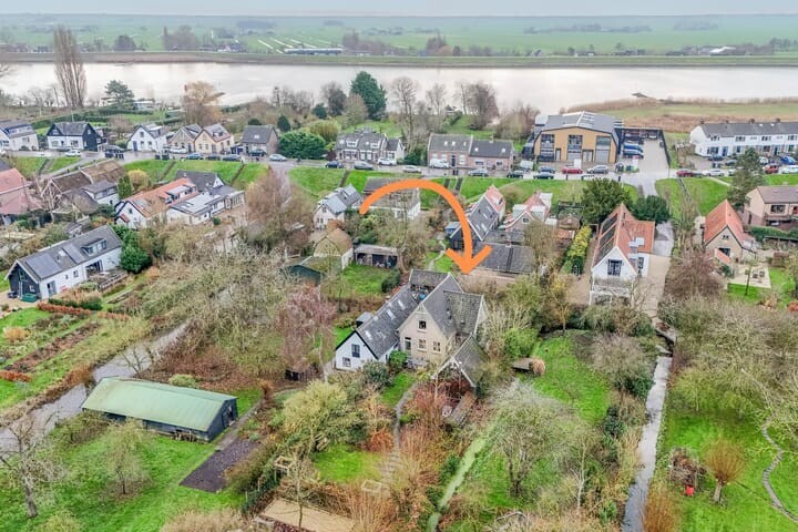 Twee-onder-één-kap te koop: Lekdijk 32, Ammerstol