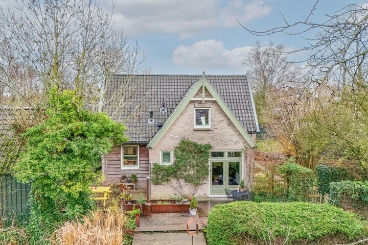 Twee-onder-één-kap te koop: Lekdijk 32, Ammerstol