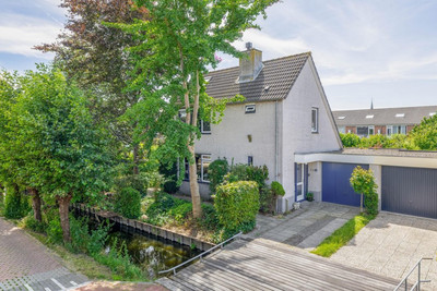Den Hoeff 2-A