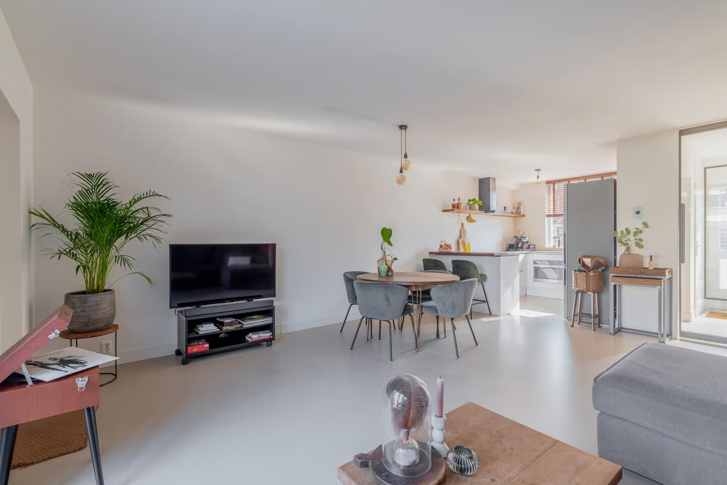 Tussenwoning te koop: Albert Schweitzerlaan 38, Schoonhoven