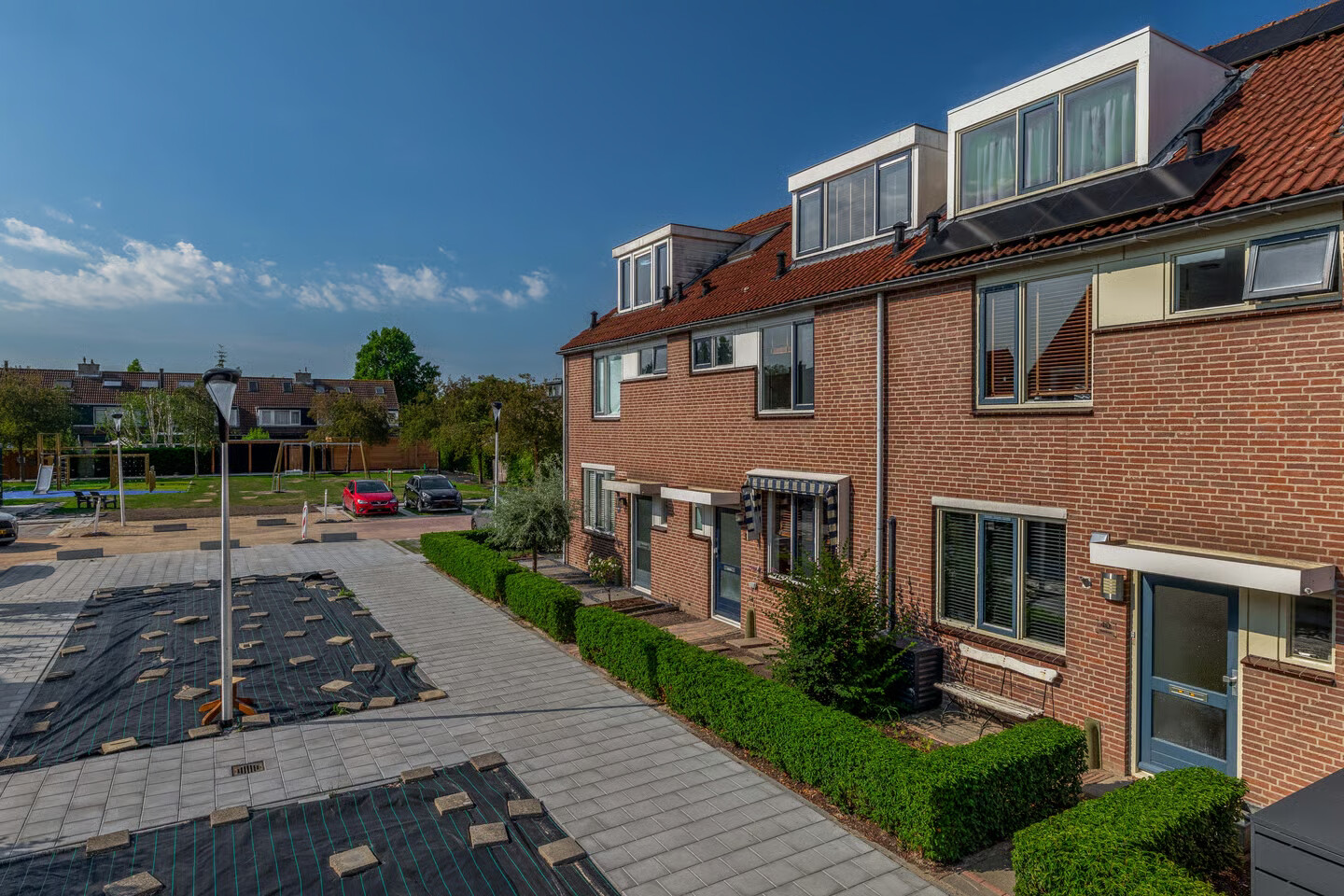 Tussenwoning te koop: Albert Schweitzerlaan 38, Schoonhoven