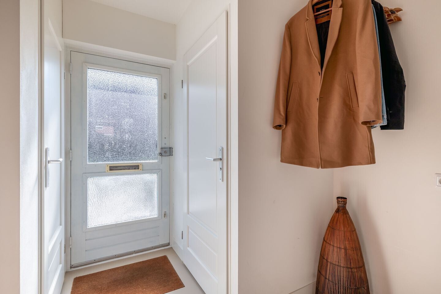 Tussenwoning te koop: Albert Schweitzerlaan 38, Schoonhoven