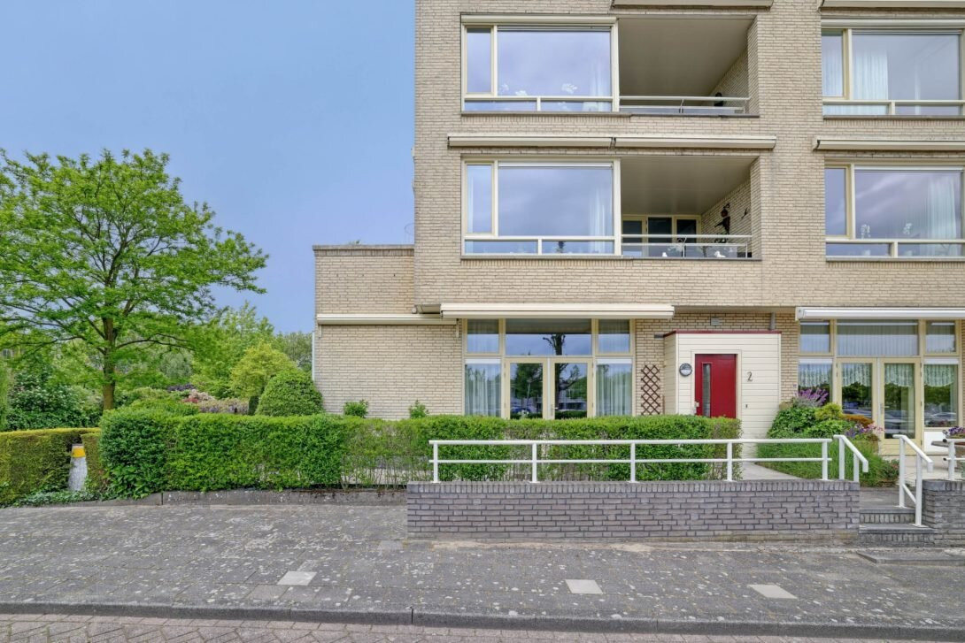 Appartement te koop: Lopikerhof 2, Schoonhoven