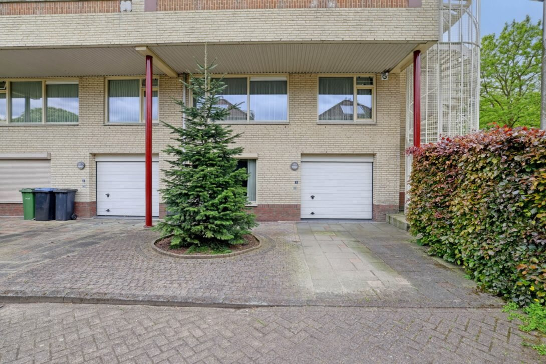 Appartement te koop: Lopikerhof 2, Schoonhoven