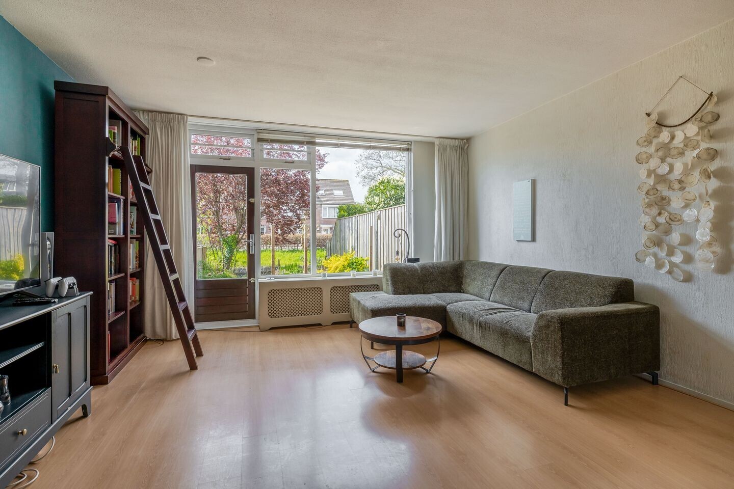Tussenwoning te koop: Coen Botrede 6, Capelle Aan Den Ijssel