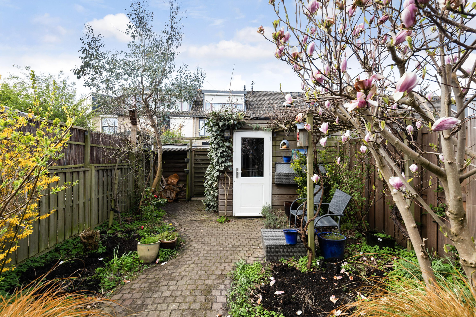 Tussenwoning te koop: Brahmsstraat 129, Capelle Aan Den Ijssel