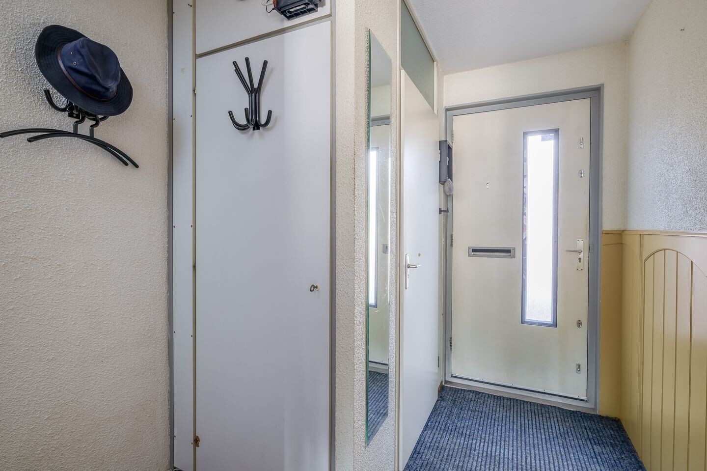 Tussenwoning te koop: Jan van Kanrede 3, Capelle Aan Den Ijssel