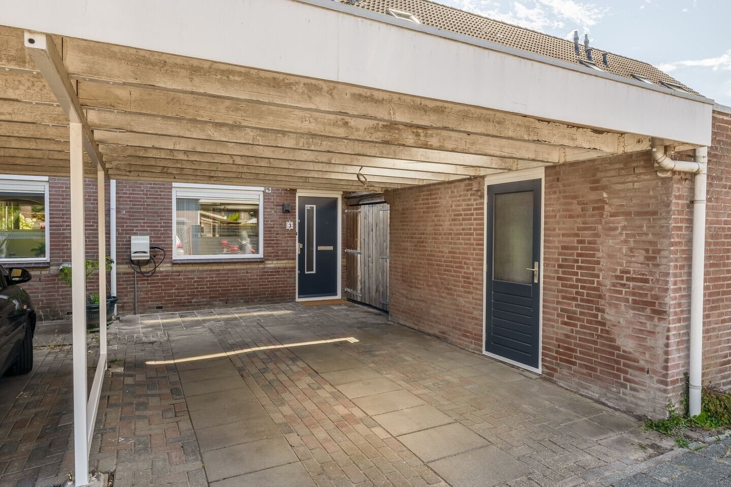 Tussenwoning te koop: Jan van Kanrede 3, Capelle Aan Den Ijssel