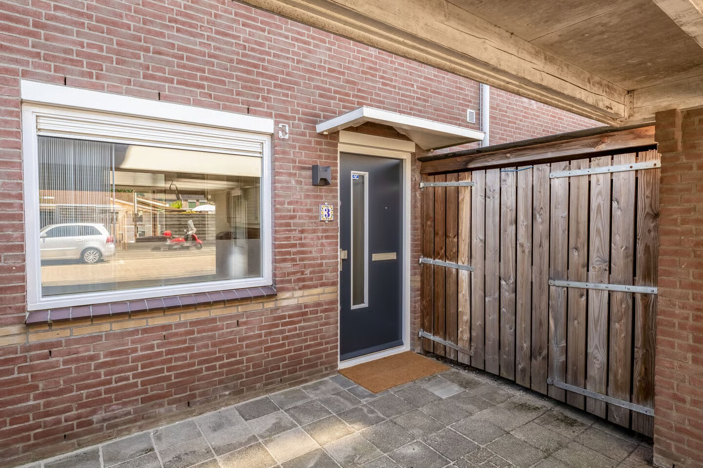 Tussenwoning te koop: Jan van Kanrede 3, Capelle Aan Den Ijssel