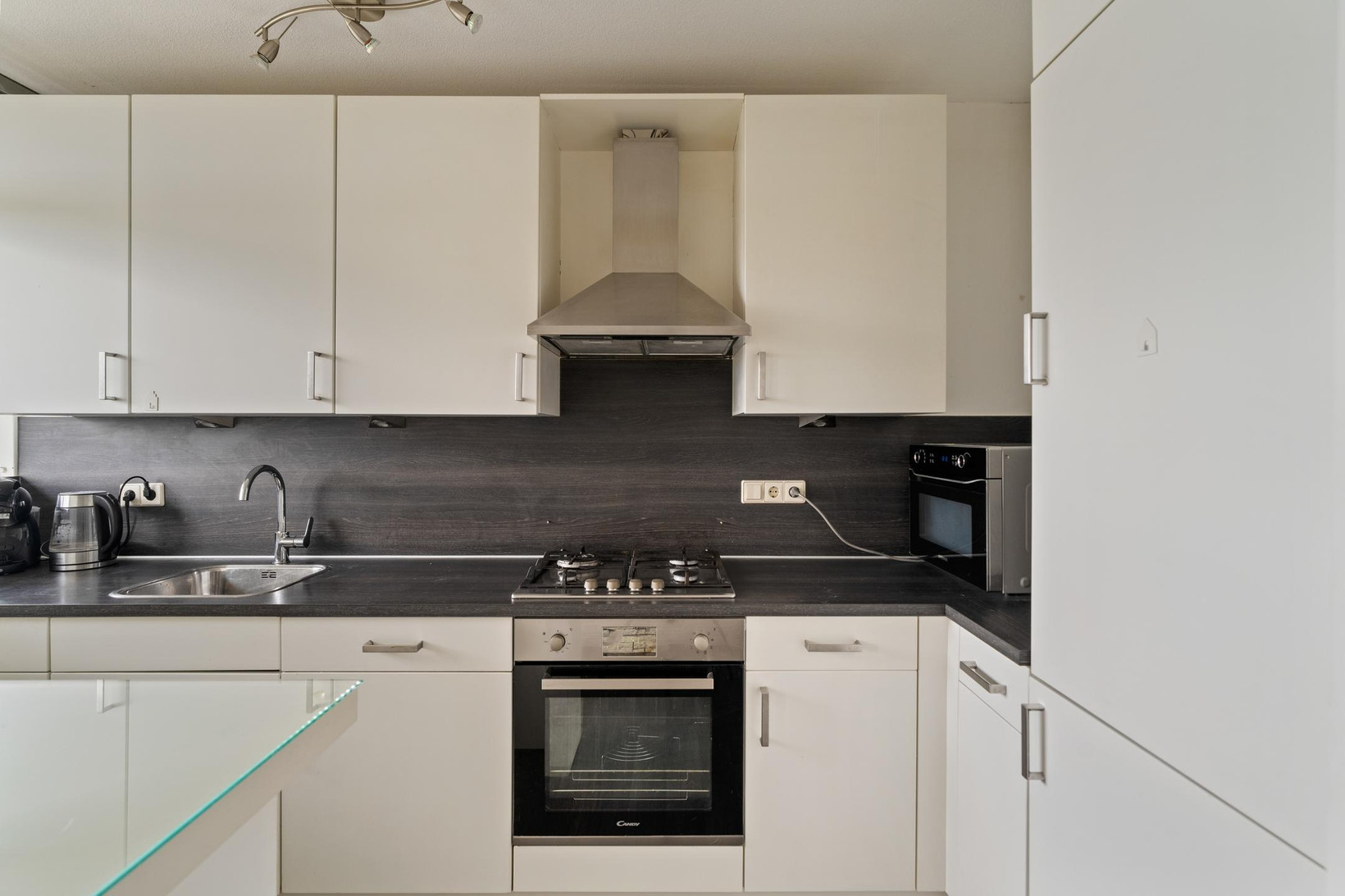 Appartement te koop: Louis Couperusplaats 311, Capelle Aan Den Ijssel