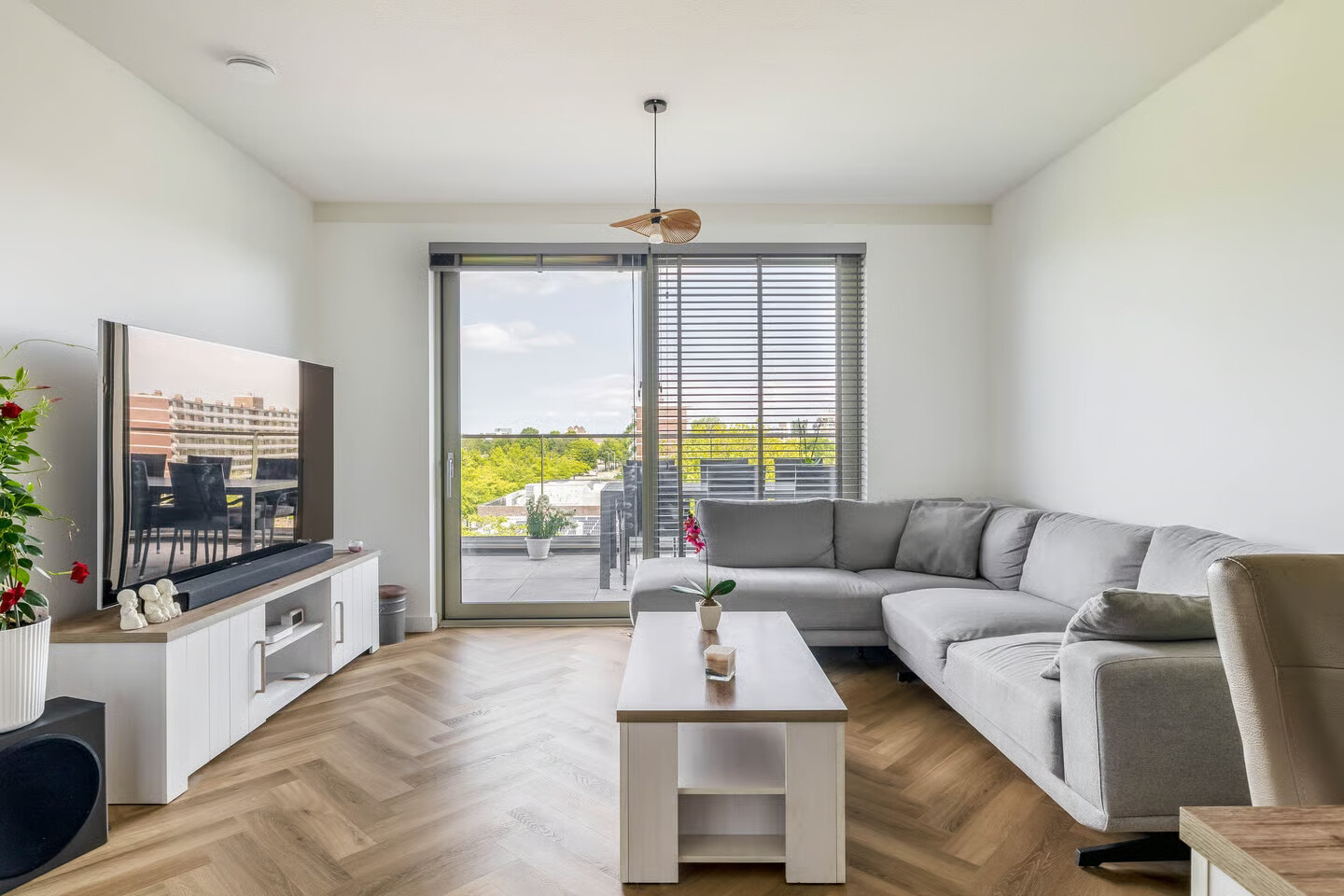 Appartement te koop: Duikerlaan 344B, Capelle Aan Den Ijssel